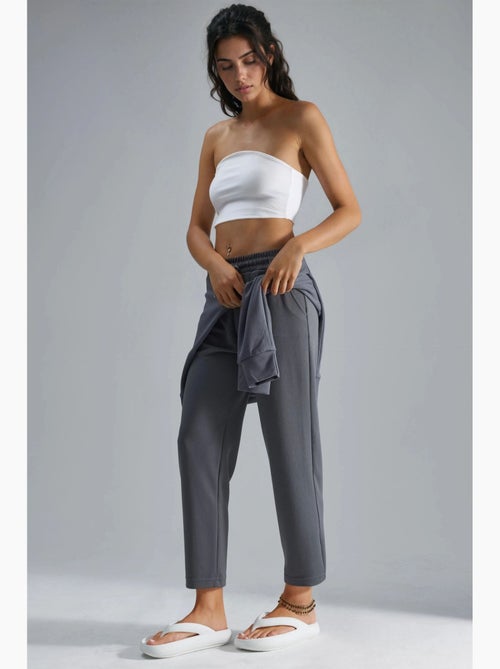Pantalon droit à enfiler, coupe classique hiccup - Kiabi Pantalon droit à enfiler, coupe classique hiccup - Kiabi