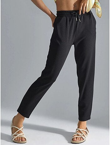 Pantalon droit à enfiler, coupe classique
