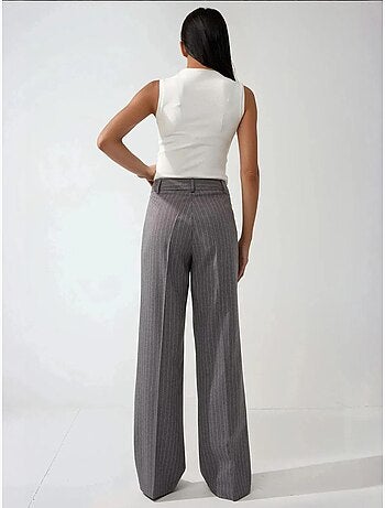 Pantalon droit à rayures plissées