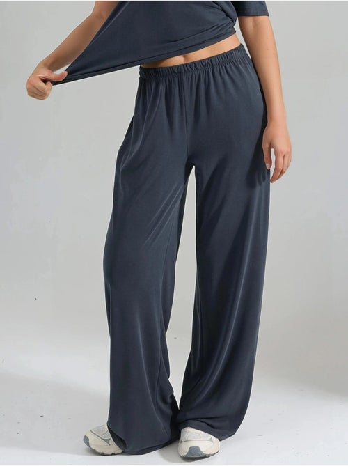 Pantalon droit à taille élastique busem - Kiabi Pantalon droit à taille élastique busem - Kiabi