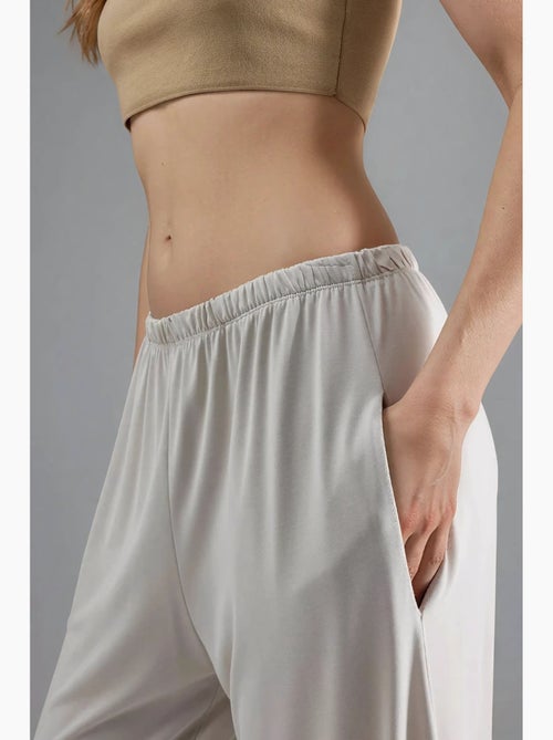 Pantalon droit à taille élastique busem - Kiabi Pantalon droit à taille élastique busem - Kiabi