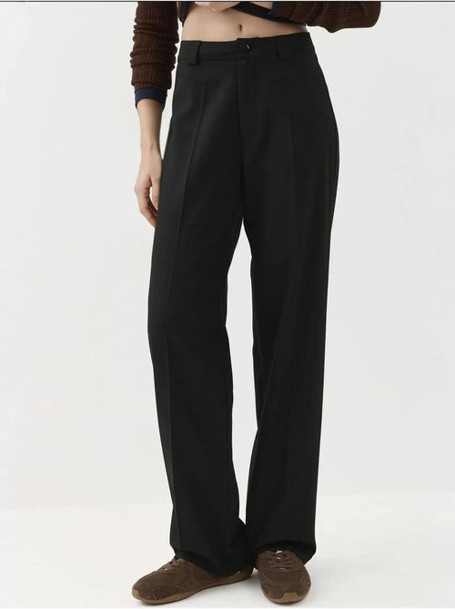 Pantalon droit à taille normale avec fermeture à boutons hiccup - Kiabi Pantalon droit à taille normale avec fermeture à boutons hiccup - Kiabi