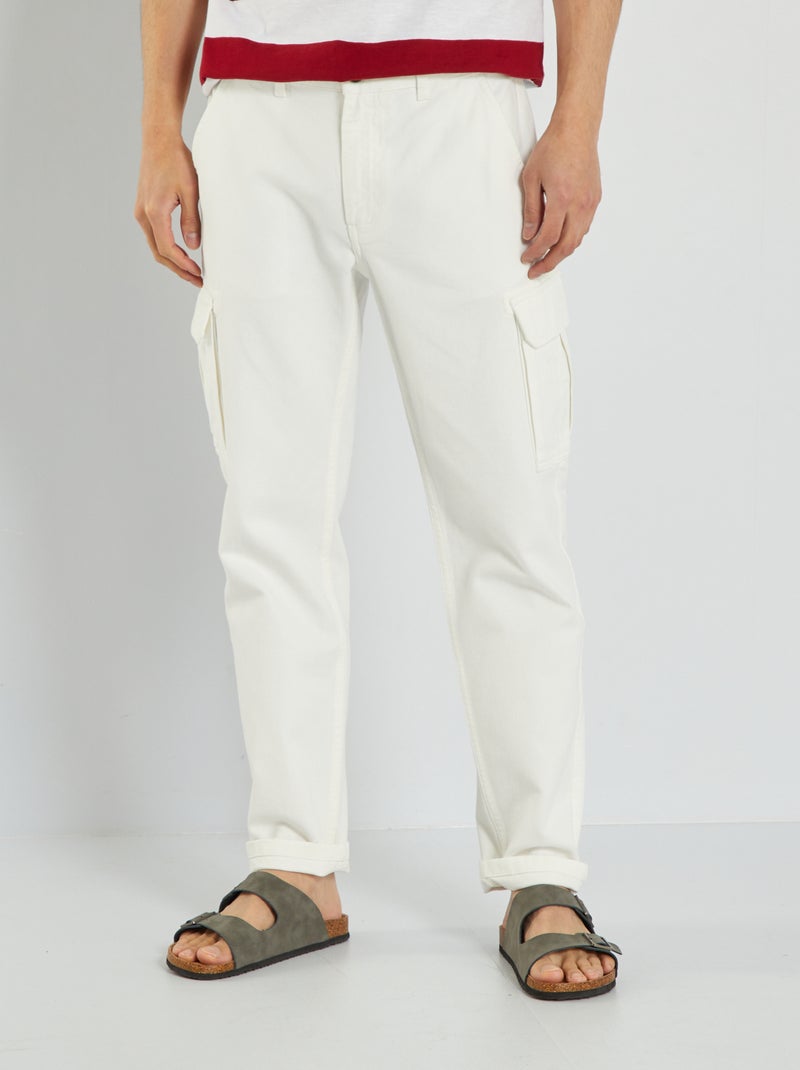 Pantalon droit avec poches à rabats blanc - Kiabi