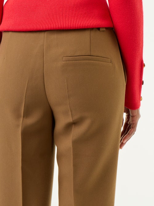 Pantalon droit avec taille ceinturée - Kiabi