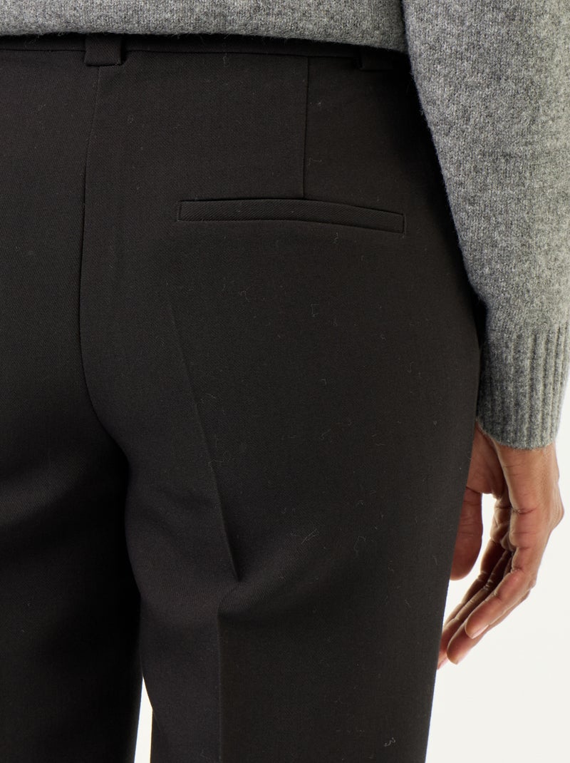 Pantalon droit avec taille ceinturée Noir - Kiabi