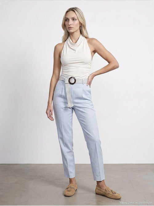 Pantalon droit en crêpe à plis dilvin - Kiabi Pantalon droit en crêpe à plis dilvin - Kiabi