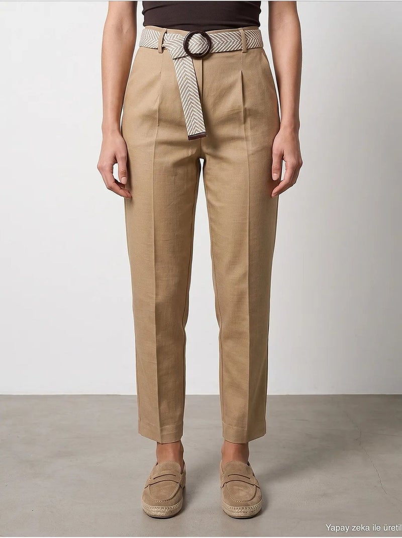 Pantalon droit en crêpe à plis dilvin Grège - Kiabi