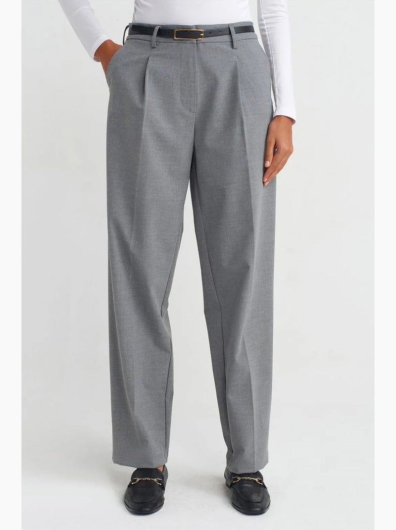 Pantalon droit en crêpe avec ceinture dilvin Gris - Kiabi