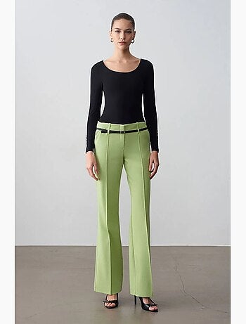 Pantalon droit en crêpe avec ceinture dilvin