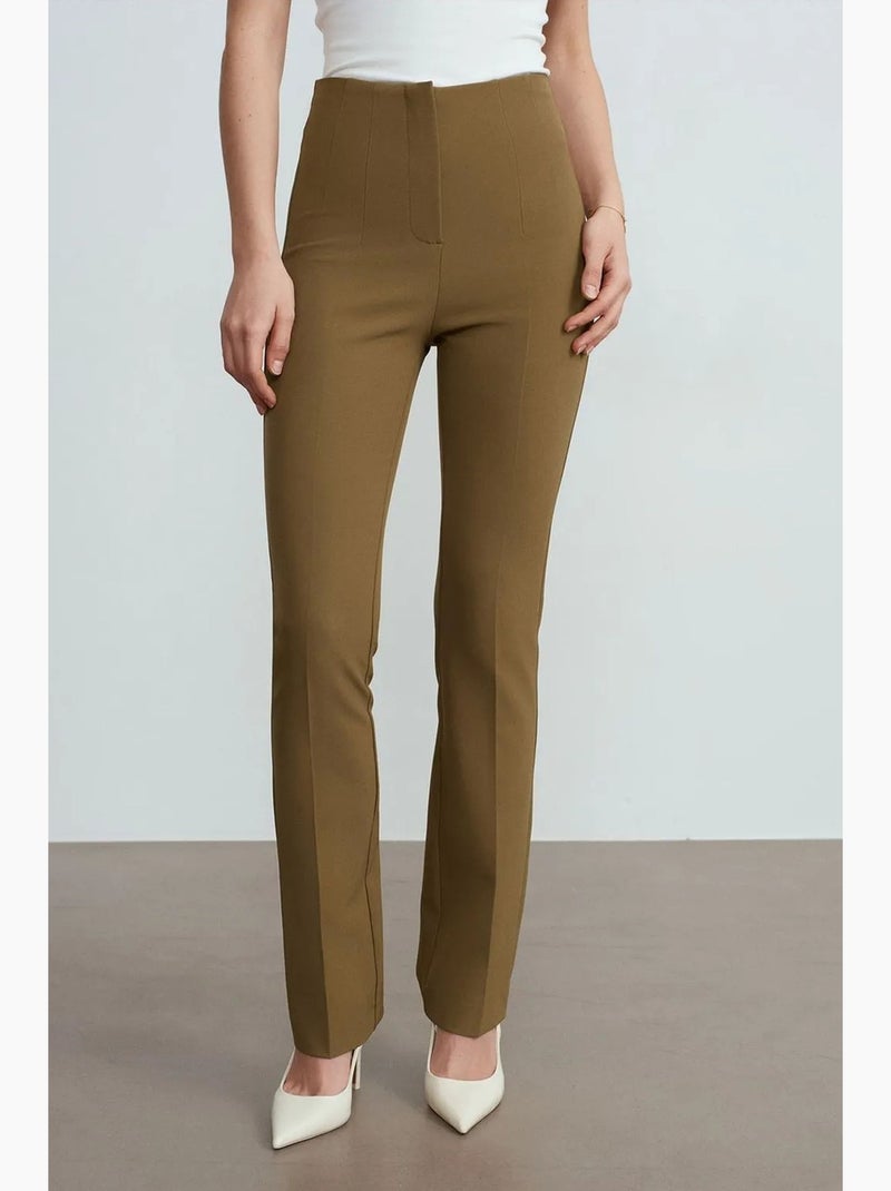 Pantalon droit en crêpe pour femme dilvin Kaki - Kiabi