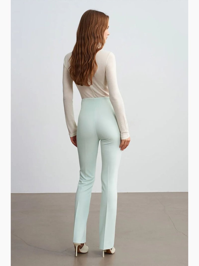 Pantalon droit en crêpe pour femme dilvin Vert menthe - Kiabi