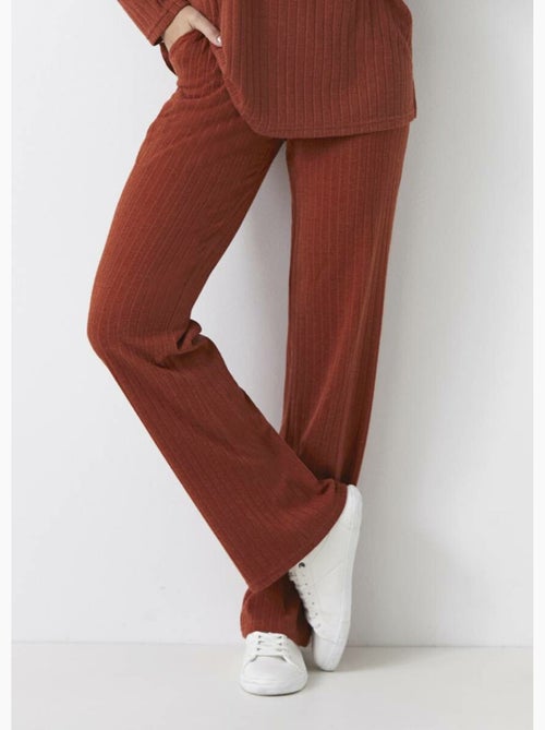 Pantalon droit en maille côtelée - Afibel - Kiabi Pantalon droit en maille côtelée - Afibel - Kiabi