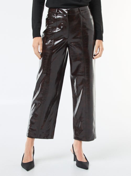 Pantalon droit en simili façon 'peau de serpent' - Kiabi