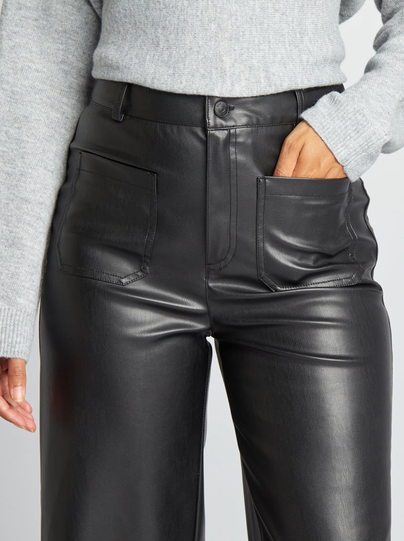 Pantalon droit en simili noir - Kiabi