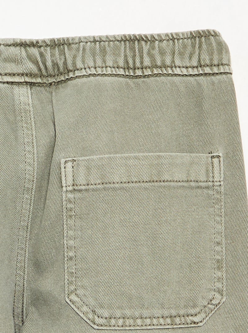 Pantalon droit en twill - coupe ajustée Vert - Kiabi