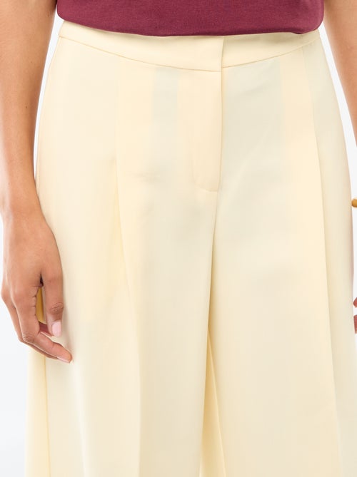 Pantalon droit femme en chaîne et trame - Kiabi