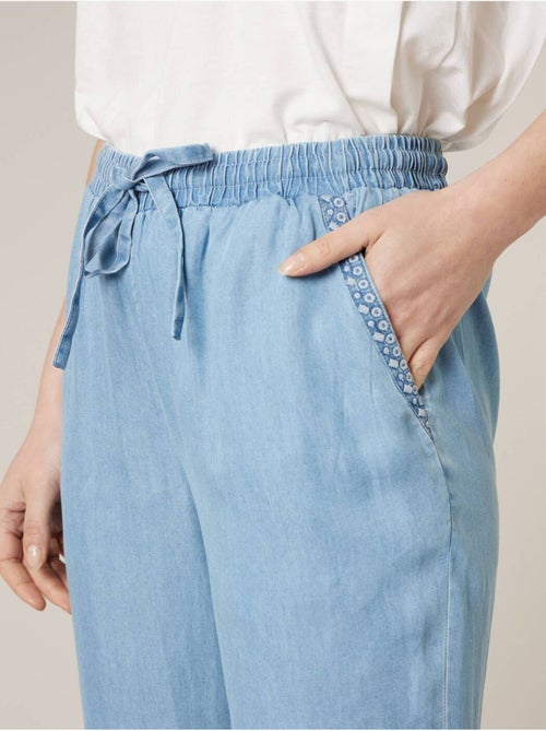 Pantalon droit femme en lyocell 'Deeluxe' - Kiabi