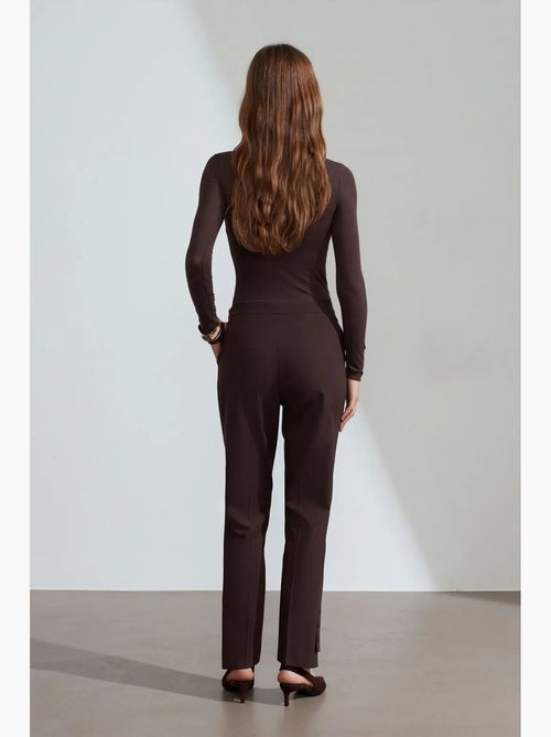 Pantalon droit femme taille mi-haute en crêpe dilvin - Kiabi Pantalon droit femme taille mi-haute en crêpe dilvin - Kiabi