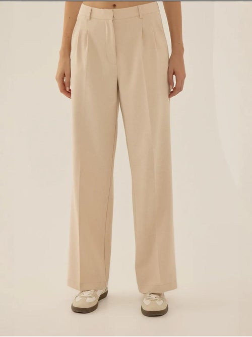 Pantalon droit plissé taille moyenne - Kiabi Pantalon droit plissé taille moyenne - Kiabi