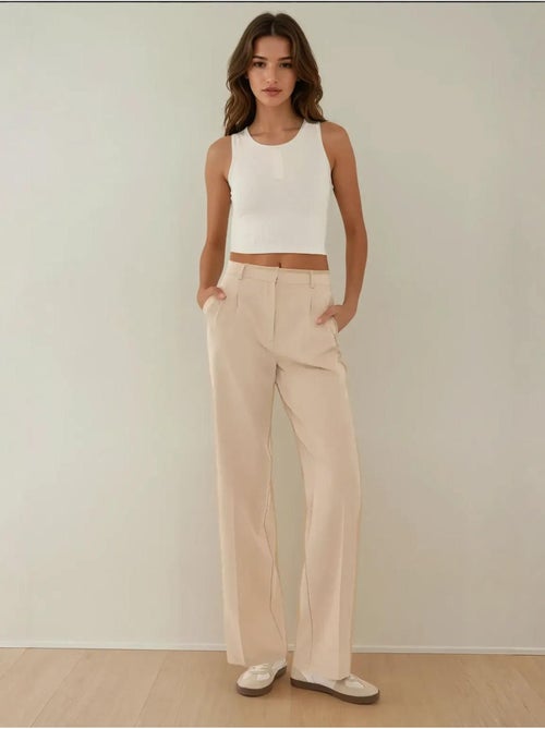Pantalon droit plissé taille moyenne - Kiabi Pantalon droit plissé taille moyenne - Kiabi