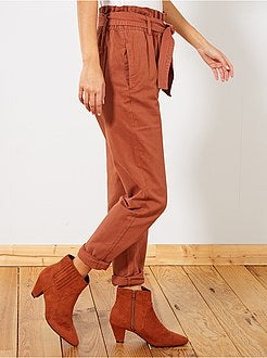 Pantalon droit taille ceinturée - Kiabi