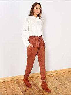 Pantalon droit taille ceinturée - Kiabi