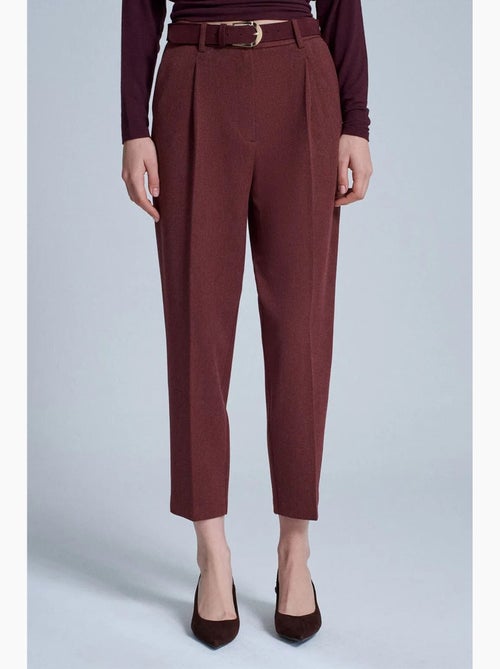 Pantalon droit taille haute avec ceinture dilvin - Kiabi Pantalon droit taille haute avec ceinture dilvin - Kiabi