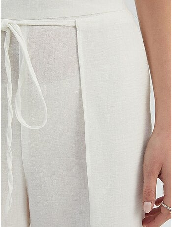 Pantalon droit taille haute avec lien sur le devant