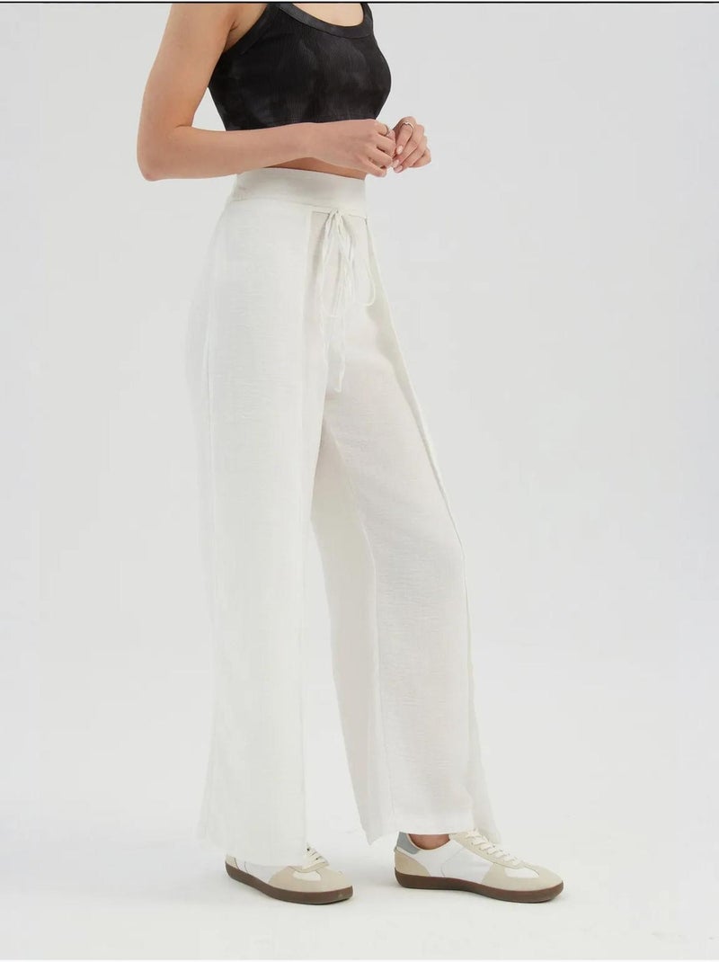 Pantalon droit taille haute avec lien sur le devant Blanc - Kiabi