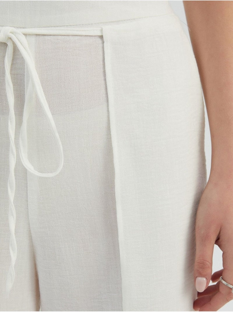 Pantalon droit taille haute avec lien sur le devant Blanc - Kiabi