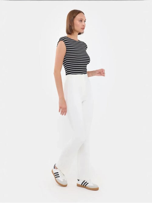 Pantalon droit taille haute plissé - Kiabi Pantalon droit taille haute plissé - Kiabi