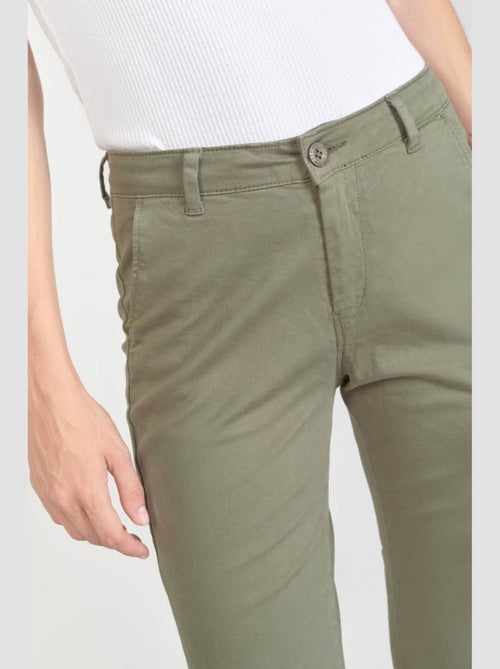 Pantalon DYLI 3 chino 'Le Temps Des Cerises' - Kiabi