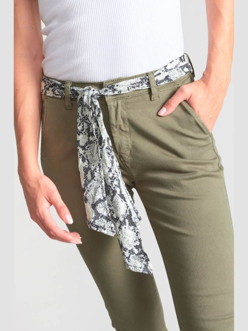 Pantalon DYLI 5 chino 'Le Temps Des Cerises' - Kiabi