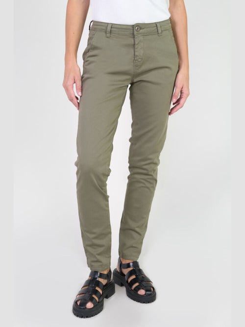 Pantalon DYLI 7 chino 'Le Temps Des Cerises' - Kiabi