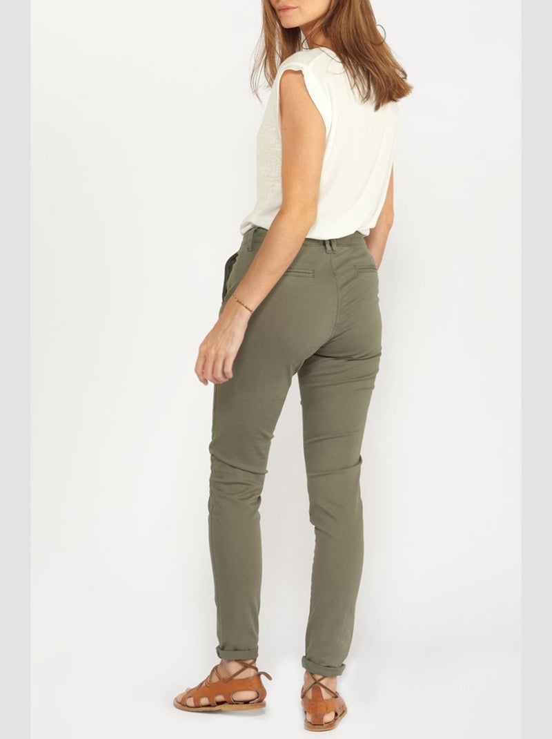 Pantalon DYLI chino 'Le Temps Des Cerises' Vert - Kiabi