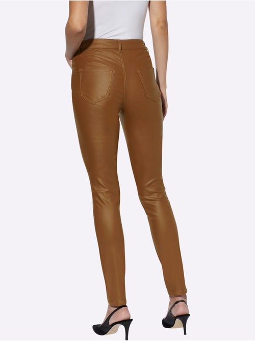 Pantalon Effet Ventre Plat - Taille Standard - Helline - Kiabi Pantalon Effet Ventre Plat - Taille Standard - Helline - Kiabi