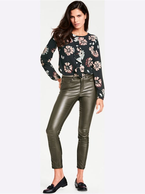 Pantalon Effet Ventre Plat - Taille Standard - Helline - Kiabi Pantalon Effet Ventre Plat - Taille Standard - Helline - Kiabi