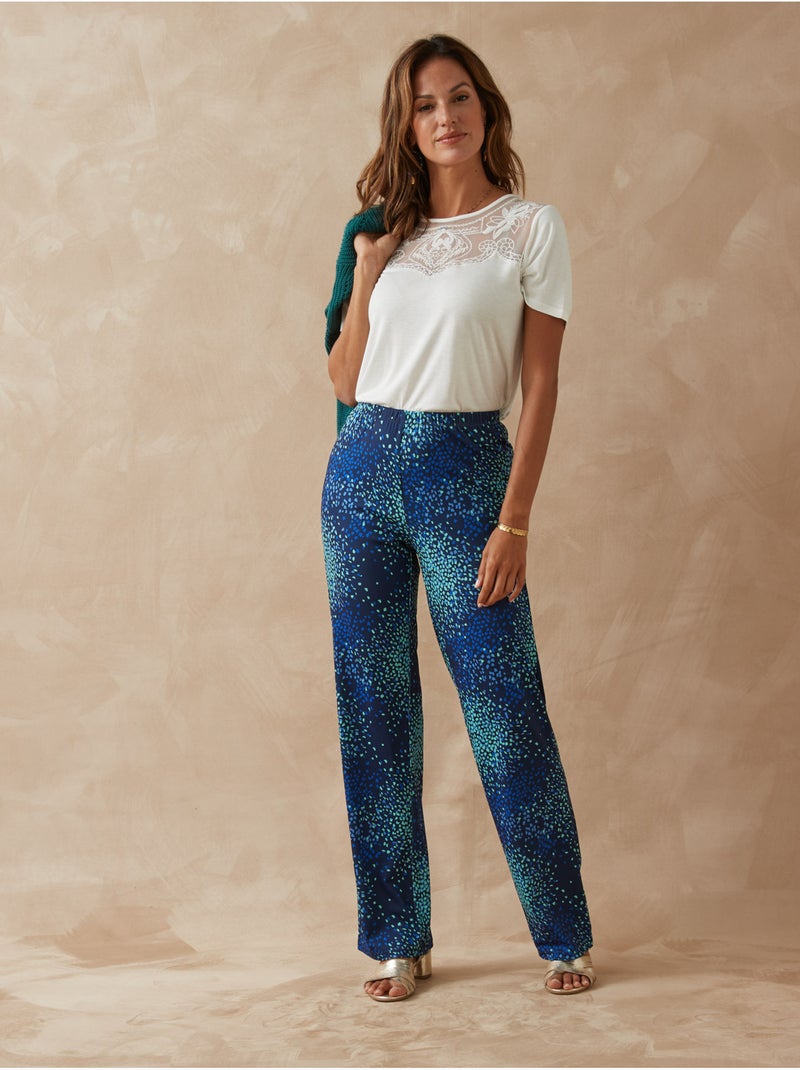 Pantalon élastiqué en crêpe fluide - DAXON Marine/Multicolore - Kiabi
