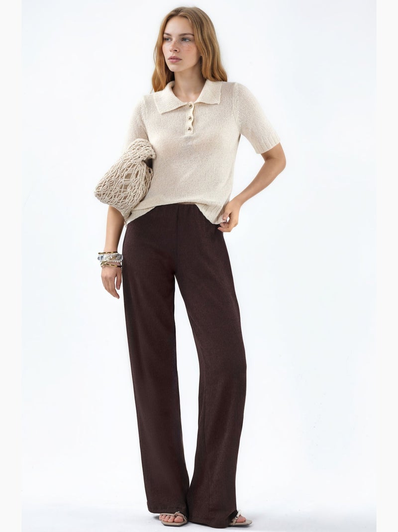 Pantalon en crêpe à jambe droite et taille haute avec fente busem Marron chocolat - Kiabi