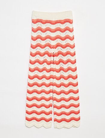 Pantalon en crochet avec motifs