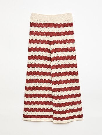 Pantalon en crochet forme flare / coupe évasée