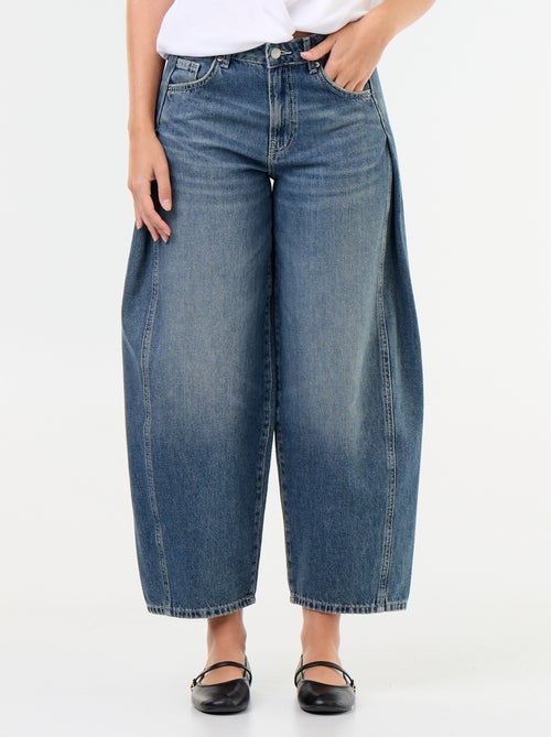 Pantalon en denim avec pinces fantaisie - Kiabi