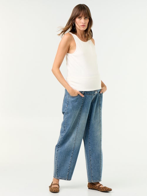 Pantalon en denim de maternité coupe barrel - Kiabi Pantalon en denim de maternité coupe barrel - Kiabi