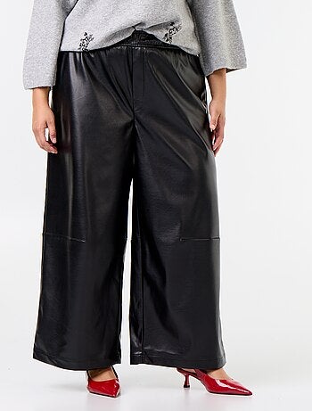 Pantalon en faux cuir