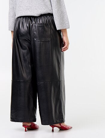 Pantalon en faux cuir