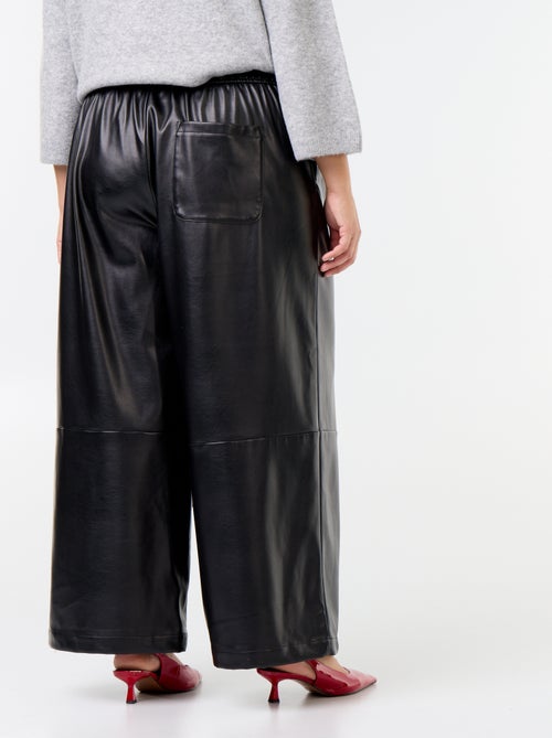 Pantalon en faux cuir - Kiabi Pantalon en faux cuir - Kiabi