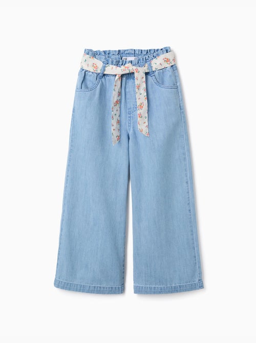 Pantalon en jean à jambe large avec ceinture à motif floral - Kiabi Pantalon en jean à jambe large avec ceinture à motif floral - Kiabi