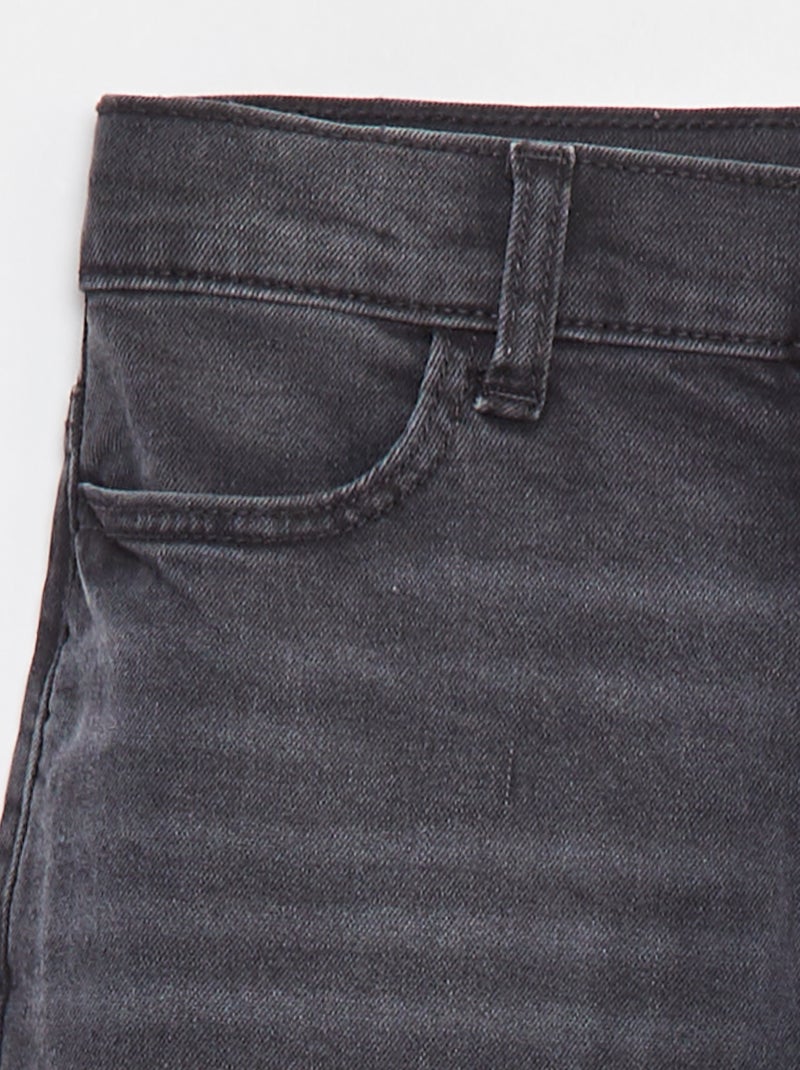 Pantalon en jean coupe droite - Coupe + confortable Gris - Kiabi