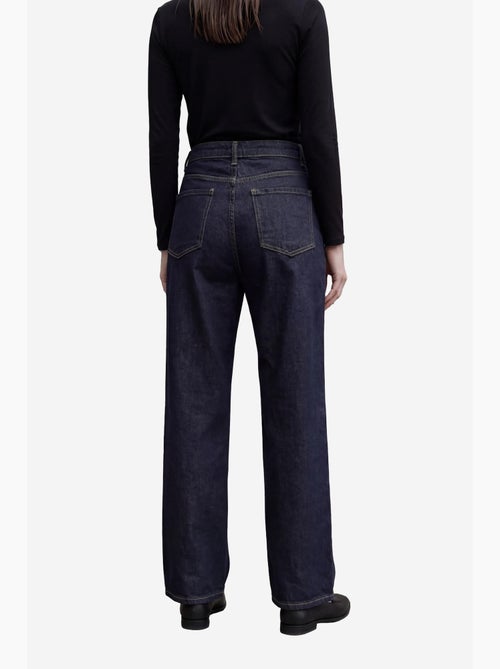 Pantalon en jean taille haute à jambes larges avec poches my fashion - Kiabi Pantalon en jean taille haute à jambes larges avec poches my fashion - Kiabi