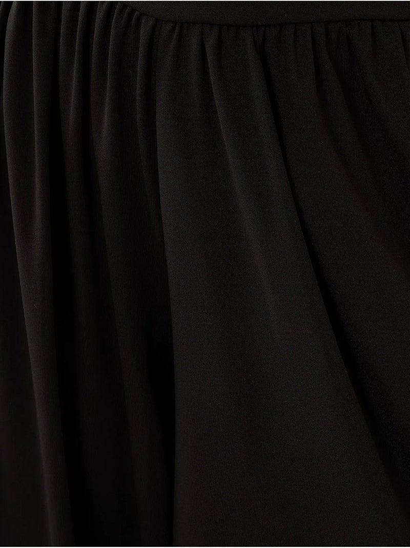 Pantalon en jersey à taille haute et jambes larges plissées Noir - Kiabi